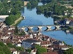 /international/fr/joigny-burgundy-310109126499/?lang=it