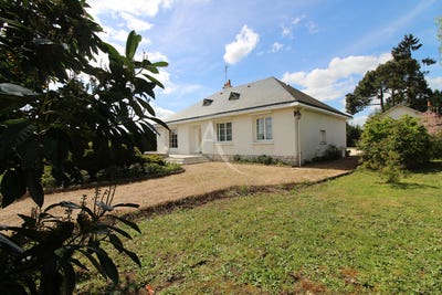 /international/fr/huisseau-sur-cosson-centre-val-de-loire-310107490715/