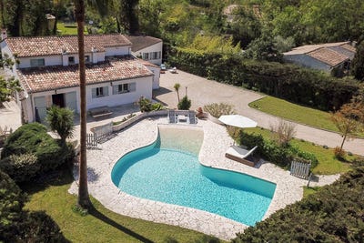 /international/fr/opio-hh-15351586-opio-provence-alpes-cote-d-azur-310100954686/