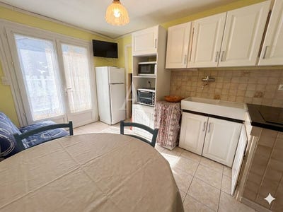 /international/fr/gruissan-languedoc-roussillon-310107968786/