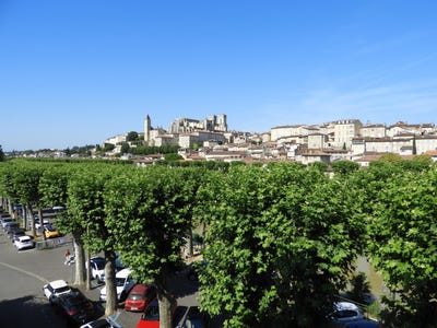 /international/fr/auch-midi-pyrenees-310098734299/