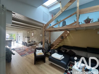 /international/fr/la-rochelle-franche-comte-310108001760/