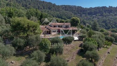 /international/fr/cabris-provence-alpes-cote-d-azur-310101377693/?lang=zh-tw