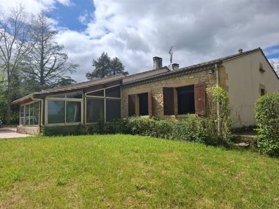 /international/fr/lanquais-aquitaine-310108601999/