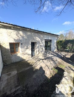 /international/fr/villegouge-aquitaine-310106404988/