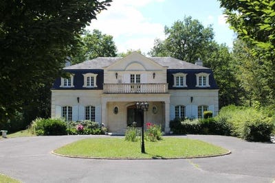 /international/fr/lamorlaye-picardie-310097271689/