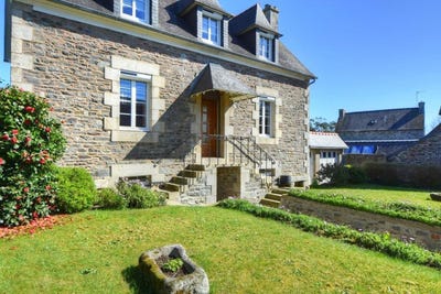 /international/fr/treguier-brittany-310107534320/