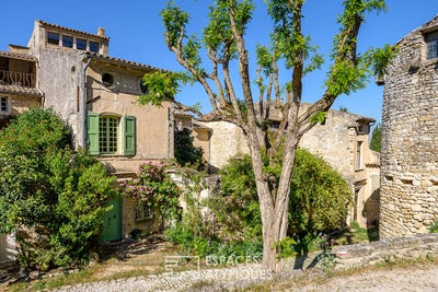 /international/fr/oppede-provence-alpes-cote-d-azur-310108112050/