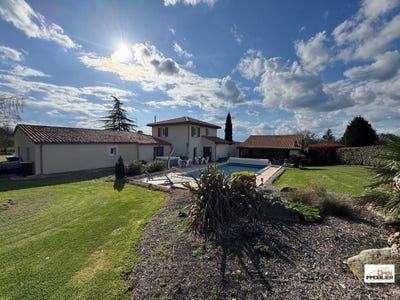 /international/fr/oriolles-charente-310107431673/