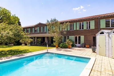 /international/fr/la-rochelle-charente-310107888295/