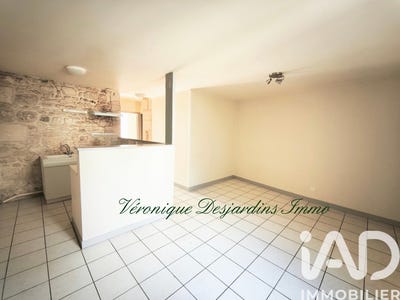 /international/fr/saintes-charente-310106513087/