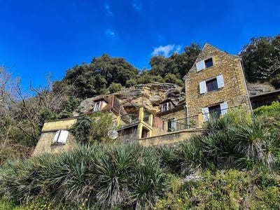 /international/fr/la-roque-gageac-aquitaine-120097939202/