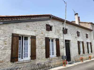 /international/fr/saint-vallier-charente-310108465279/