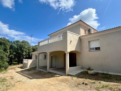 /international/fr/lumio-corsica-310108990665/