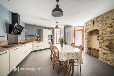 /international/fr/bourg-saint-andeol-rhone-310108649751/
