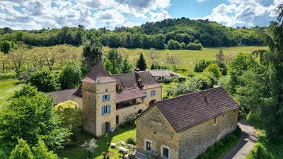 /international/fr/gourdon-midi-pyrenees-310100992977/?lang=pt