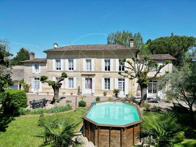 /international/fr/saint-emilion-aquitaine-310108431163/