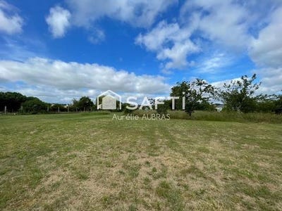 /international/fr/lamarque-aquitaine-310100113447/