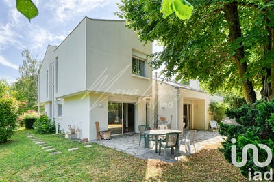 /international/fr/bures-sur-yvette-ile-de-france-310100638185/