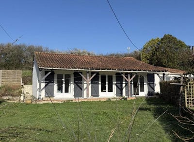 /international/fr/civray-centre-val-de-loire-310107321080/
