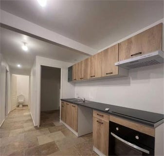 /international/fr/guitres-charente-310108519288/
