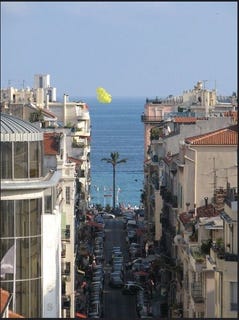 /international/fr/nice-provence-alpes-cote-d-azur-310108305478/