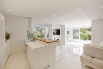/international/fr/mougins-provence-alpes-cote-d-azur-310100578529/