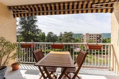 /international/fr/fontaines-sur-saone-rhone-310107864849/