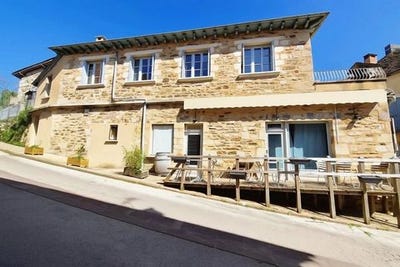 /international/fr/najac-midi-pyrenees-310099812828/