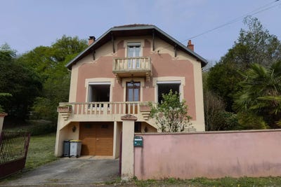 /international/fr/le-creusot-burgundy-310107623299/