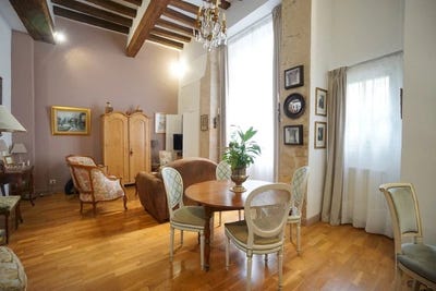 /international/fr/chartres-centre-val-de-loire-310107919741/