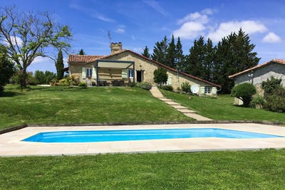 /international/fr/auch-midi-pyrenees-310106506756/?lang=id