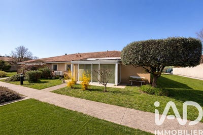 /international/fr/la-calmette-languedoc-roussillon-310106625220/