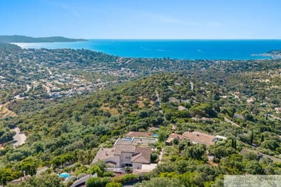 /international/fr/cavalaire-sur-mer-provence-alpes-cote-d-azur-310101227302/?lang=en