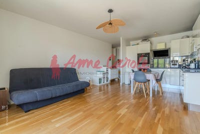 /international/fr/joinville-le-pont-ile-de-france-310100458834/
