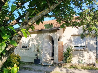 /international/fr/chabeuil-rhone-310108263454/