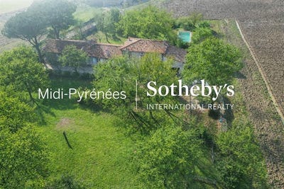 /international/fr/lavaur-midi-pyrenees-310107239046/?lang=id