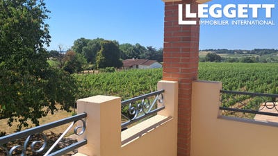 /international/fr/saint-ciers-de-canesse-aquitaine-310098205838/