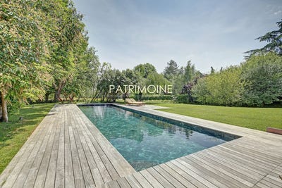 /international/fr/saint-nom-la-breteche-ile-de-france-310108864747/