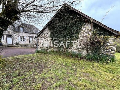 /international/fr/uzerche-limousin-310099184175/