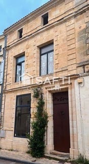 /international/fr/bourg-aquitaine-310101379490/