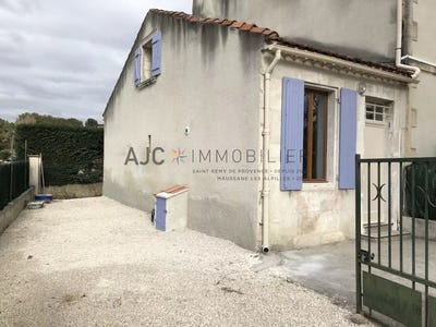 /international/fr/saint-remy-de-provence-provence-alpes-cote-d-azur-310110094195/