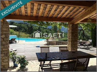 /international/fr/montbrun-les-bains-rhone-310106192511/