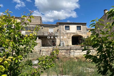 /international/fr/saint-genies-des-mourgues-languedoc-roussillon-310098975325/?lang=en