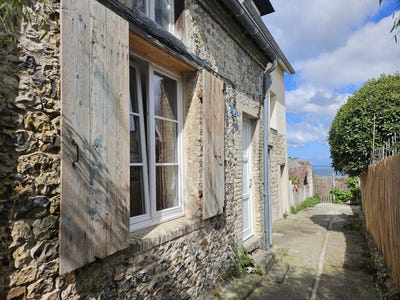/international/fr/villerville-la-basse-normandie-310098925011/