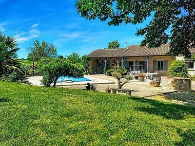 /international/fr/clairac-aquitaine-310107564228/