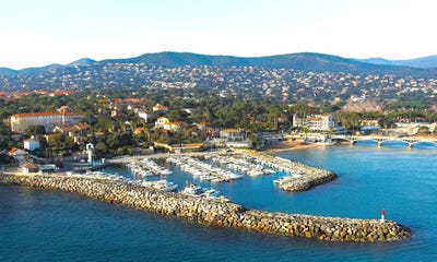 /international/fr/saint-aygulf-provence-alpes-cote-d-azur-310100237774/