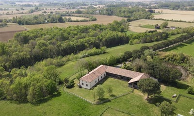 /international/fr/marciac-midi-pyrenees-310106781144/