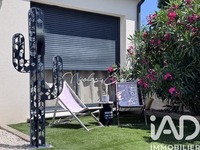 /international/fr/saint-etienne-du-gres-provence-alpes-cote-d-azur-310108758739/