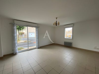 /international/fr/route-de-saint-meme-machecoul-saint-meme-pays-de-la-loire-310119771325/